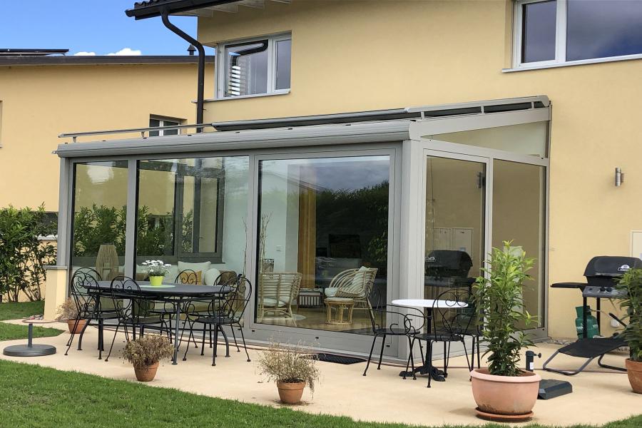 Veranda Veranco Agate avec store de toiture